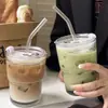 Copo para bebida fria estilo nórdico com canudo, copo de bambu para uso doméstico de grande capacidade com tampa, copo de vidro listrado vertical estilo ins de uso duplo