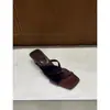 Nuevas Sandalias de Cuña Cuadradas de Terciopelo Trenzadas Cruzadas Vintage de Verano para Mujer, Versátiles para Combinar con Faldas para Uso al Aire Libre