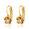 Suministro directo transfronterizo aretes de acero inoxidable con incrustaciones de diamantes para mujer, aretes de flor y moño de moda, accesorios para orejas sin perforación, joyería de lujo ligero