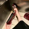 Zapatos de tacón bajo para mujer estilo Uva M, 4 cm de altura interior que aumenta, de terciopelo con pedrería brillante, hebilla cuadrada, punta cuadrada, boca poco profunda, zapatos Mary Jane para ir al trabajo