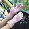 Guantes de verano de encaje encaje sexy calados etiqueta de boda viaje resistentes a los rayos UV transpirables guantes finos para mujer