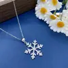 Collar de Copo de Nieve de Plata S925 Europeo y Americano Estilo Frozen Zirconita Incrustada Colgante de Copo de Nieve Versátil Regalo