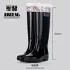 Botas de Lluvia Europeas y Americanas de Talla Grande para Mujer, Caña Extra Alta, Zapatos de Lluvia Forrados de Lana, Zapatos de Agua de Moda para Viajes al Aire Libre, Zapatos de Cocina