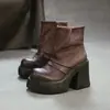 Jiezhou Colección Otoño 2026: Botines Retro de Cuero de Primera Capa Estilo Bosque con Pliegues, de Uso Rudo, con Suelas Gruesas y Tacones Gruesos, Elegantes Zapatos para Mujer