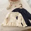 Nuevo y elegante conjunto de dos piezas de lunares para niña de hermana pequeña para primavera y otoño, cárdigan de punto y falda de pastel, elegante atuendo de princesa