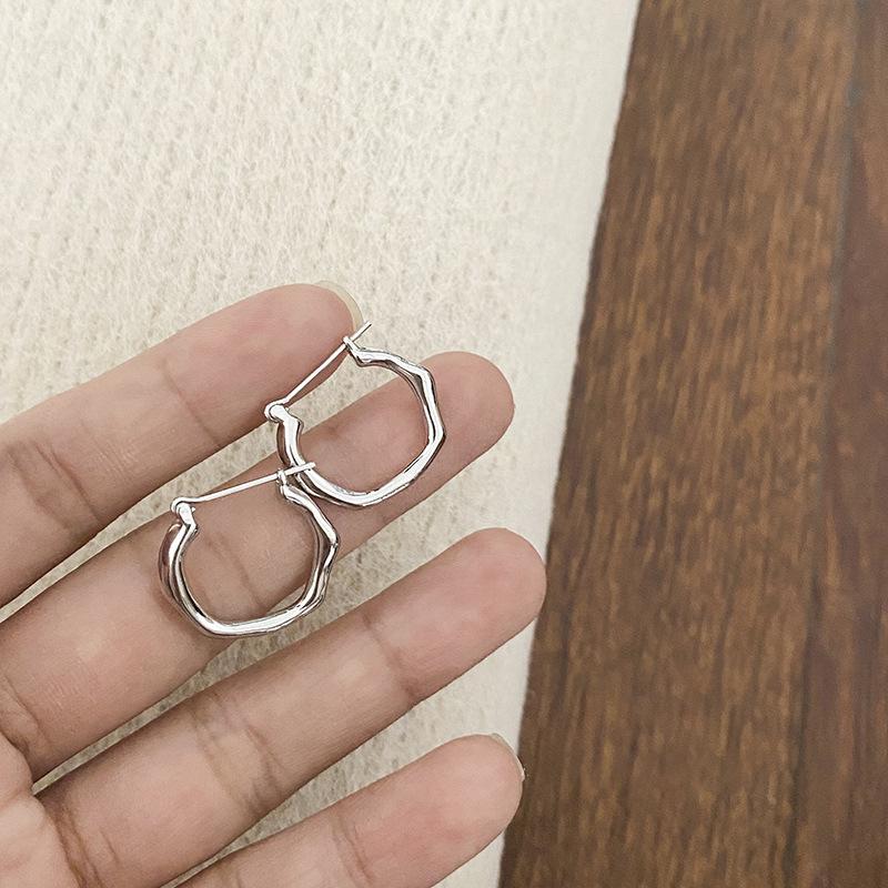 高级感小众设计液态金属素圈耳环不规则极简圆圈耳扣耳圈耳钉耳饰