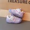 Zapatos para niños pequeños para niños, nuevos zapatos de bebé para primavera y otoño con suelas suaves, antideslizantes, malla transpirable para niñas, zapatos funcionales para niños pequeños, modernos