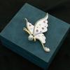 Broche de Mariposa de Diamantes de Lujo Ligero, Ramillete Niche Elegante y Sofisticado, Broche de Solapa Prensado Francés, Accesorios Elegantes para Mujer