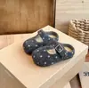 Zapatos Birkenstock para Niñas 2026 Otoño Nueva Llegada Niños Versátiles Lunares Zapatos Casuales Niñas Pequeñas Retro de Corte Bajo Zapatos Pequeños de Cuero