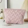 Bolsa de Cosméticos Acolchada Transfronteriza Bolso de Mano en stock Estuche para Lápices Estilo Japonés Simple Gran Capacidad Alto Valor Cuadros Almacenamiento