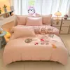 Juego de ropa de cama de cuatro piezas de terciopelo de leche bordado de invierno, cálido y felpudo por ambos lados, sábana y funda de edredón de forro polar de coral