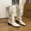 Bota de camurça estilo Maillard com fivela pontuda, salto bloco alto, sola macia, emagrecedora, over-the-knee, para montaria, feminina 2026