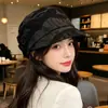 Gorro de Boina de Diseño de Nicho Nuevo Otoño Coreano al por Mayor para Mujer con Letras y Diseño Desgastado, Boina Adelgazante de Moda