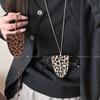 Cadena de gafas de sol multifuncional con clip para el cuello, de cuero con estampado de leopardo para otoño e invierno, para guardar gafas, cordón de lana para mujer, accesorios de cadena.