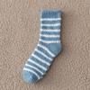 Meias listradas de lã coral Meias masculinas de cano médio de inverno forradas com lã espessas para o chão Lã na metade lateral para dormir Meias masculinas