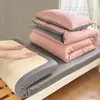 Novo Modelo 2026 Conjunto de Roupa de Cama 100% Algodão para Dormitórios Universitários, Incluindo Conjunto de Lençol de Três Peças e Capa de Edredom e Conjunto de Roupa de Cama de Quatro Peças