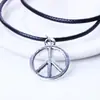 Collar con Colgante de Logo de Paz Versátil Elegante Exagerado Retro Europeo y Americano Cadena para Clavícula Cordón de Cuero Moda de Lujo Accesible