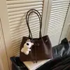Bolsa de mão feminina única feita à mão 2026 nova tendência moda primavera versátil alta qualidade estilo cesta bolsa transversal