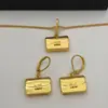 Nova Corrente de Clavícula em Ouro Sólido com Pingente em Formato de Bolsa, Brincos Estilo Europeu e Americano, Acessórios de Orelha com Design de Moda de Luxo Leve