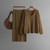 Terno Feminino 2024 Novo Outono e Inverno Decote em V Manga Comprida Solto Saia de Malha Moda Estilo Ocidental Conjunto de Duas Peças para Mulheres