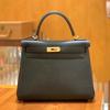 Bolsa Clássica Kelly Platinum de Couro Togo Costurada à Mão com Linha Encerada Costura Interna 28cm Bolsa de Ombro Transversal para Mulheres