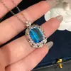Colar Flor Carmesim Rima Pendente Zircônia Exquisita Flor Trevo Corrente de Clavícula Luxo Leve Moda Simples Versátil