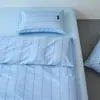 Xiang Ling Premium Sencillo Estilo Ins 100% Algodón Rayas Algodón Puro Juego de Cama de Cuatro Piezas: Sábana, Funda de edredón, Funda de almohada