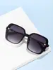 Gafas de sol polarizadas para mujer de estilo TikTok, elegantes y a la moda, con flor de camelia, perlas pequeñas, alta gama, protección UV y diseño sin montura