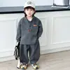 Conjunto de otoño para niños 2026 nuevo elegante y moderno ropa para niños de 3-4 años conjunto de dos piezas para bebés y niños