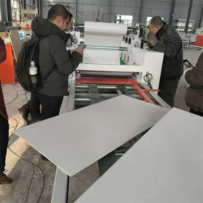 石膏板贴纸机