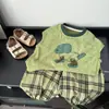 Conjunto de Chaleco para Niños 2026 Estilo Nuevo Niños y Niñas Chaleco sin Mangas Pantalones Repelentes de Mosquitos Conjunto de Dos Piezas Top Holgado Pantalones a Cuadros
