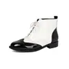 Deseo modelo de comercio exterior 2026 otoño e invierno talla grande casual botas cortas de tacón bajo 40-47 talla grande cordones botas Martin para mujer