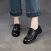 Sapatos femininos de couro genuíno, salto baixo, salto baixo, mocassins com cadarço, novo modelo primavera e outono 2026, couro bovino, corte profundo, preto, sapatos femininos casuais