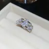 Fresco e radiante! Anel de dedo indicador borboleta oval flor zircônia nicho alta qualidade joia de mão moda luxo leve para mulheres