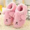 Zapatos de algodón cálidos antideslizantes para niños con diseño de perro de dibujos animados, nuevos para invierno, zapatillas de algodón cálidas para el hogar para niños