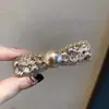Grampo de Cabelo Francês Resistente para Mulheres 2026 Novo Pérola Versátil para o Dia a Dia Grampo Lateral para Fios Soltos Grampo Bico de Pato