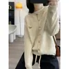 Cárdigan Redondo Suave y Ceroso Reductor de Edad Estilo Coreano para Mujer Otoño e Invierno 2024 Holgado Casual Bordado de Punto Chaqueta Suéter Gris