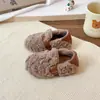 Zapatos de Algodón de Princesa 2026 Otoño/Invierno Nuevos Zapatos de Piel para Niñas Zapatos Infantiles Niñas Doble Algodón con Borrego Mocasines para Bebé