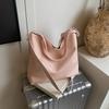 Bolsa de Grande Capacidade 2025 Primavera Nova Moda Bolsa Tote Transversal para o Trabalho Design de Nicho Bolsa de Ombro Feminina
