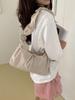 Bolsa Coreana de Cordão Plissada para Axila Primavera e Verão Bolsa Transversal de Nylon Artística Tendência Bolsa Quadrada Pequena Casual de Nicho para Mulheres