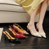 Zapatos de tacón alto Baotou 2024 nuevo comercio exterior al por mayor temperamento francés para mujer hebilla en V tacón fino con sandalias de punta