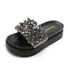 Plataforma de Fuente Directa del Fabricante de Dropshipping: Pantuflas de Exterior para Mujer de Moda con Suela Gruesa, Nuevo Modelo 2026, Pantuflas de Talla Pequeña