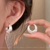 Lujo Ligero Nicho Sentido de Alta Gama Dibujo de Hilo Mate Anillo Liso Colgante Pendientes Moda Femenina Versátil Elegante Hebilla de Oreja Pendientes Pendientes