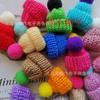 Fabricante en Stock Mini gorro de punto Accesorios para juguetes de títeres DIY Gorro de lana Gorro decorativo