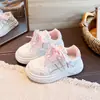 Zapatos para Niñas 2026 Nuevos Zapatillas Casuales de Moda para Niños, Estilo Primavera y Otoño con Lazo de Perlas