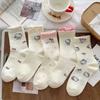 Novedad Popular de Primavera 2025 Dibujos Animados Gato Kt Moda Versátil Reductor de Edad Calcetines Sueltos para Mujer, Calcetines Absorbentes de Sudor de Media Pantorrilla