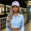 Comercio exterior transfronterizo Gorra Peluca gorra de béisbol peluca peinado integrado mujeres africanas cabello largo rizado gris plateado accesorio para la cabeza
