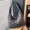 Bolso casual de gran capacidad para mujer al por mayor, nuevo bolso tote de hombro simple con patrón de diamantes, bolso de hombro tote de moda