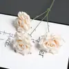 Arreglo de Flores Artificiales de Rosa de 3 Cabezas para Decoración de Pared de Flores para Exteriores, Material de Flores de Cascada de Rosas, Arreglo de Flores para Pasillo de Boda, Venta al por Mayor desde el Fabricante