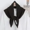 Cachecol Triangular 100% Lã Pura para Mulheres no Outono e Inverno, Cachecol de Tricô Versátil de Cor Pura Quente, Xale, Cachecol de Alta Qualidade